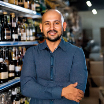 Sauberer Verkaufsraum in Neukölln – flexible Unterhaltsreinigung auch außerhalb der Öffnungszeiten